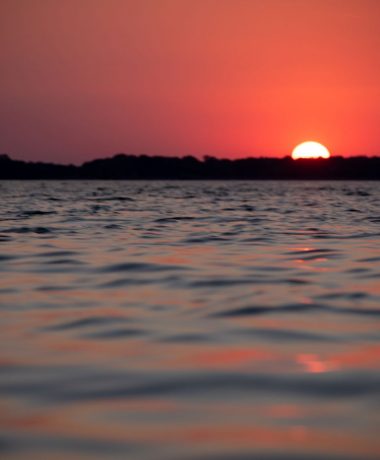 Entre 10 y 15 km alrededor